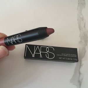Nars velvet matte lip pencil- Bahamas 2459D, 1.8g/0.06oz